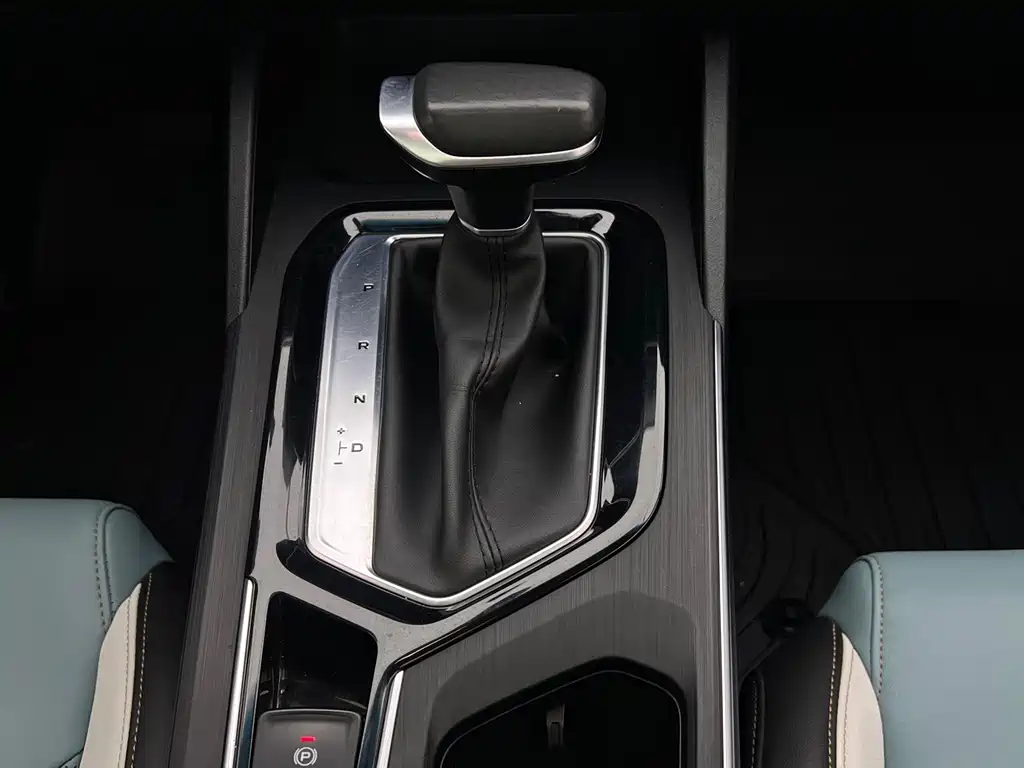 Geely Emgrand S — миниатюра 9