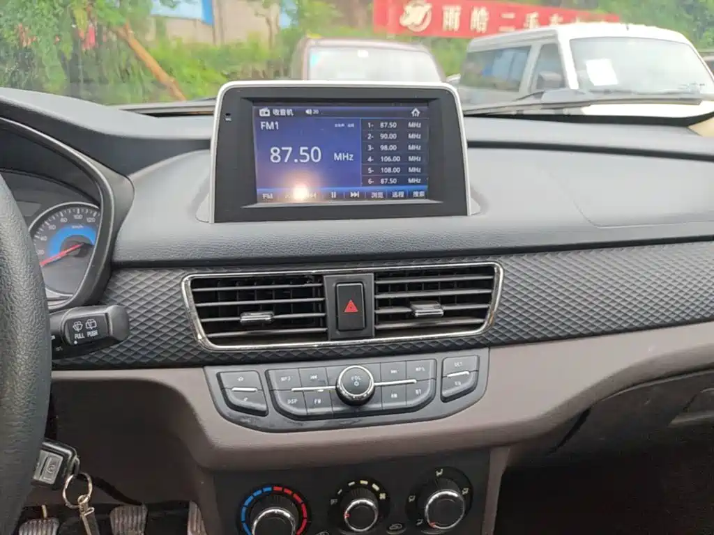 Fengguang Fengguang 330 — миниатюра 13