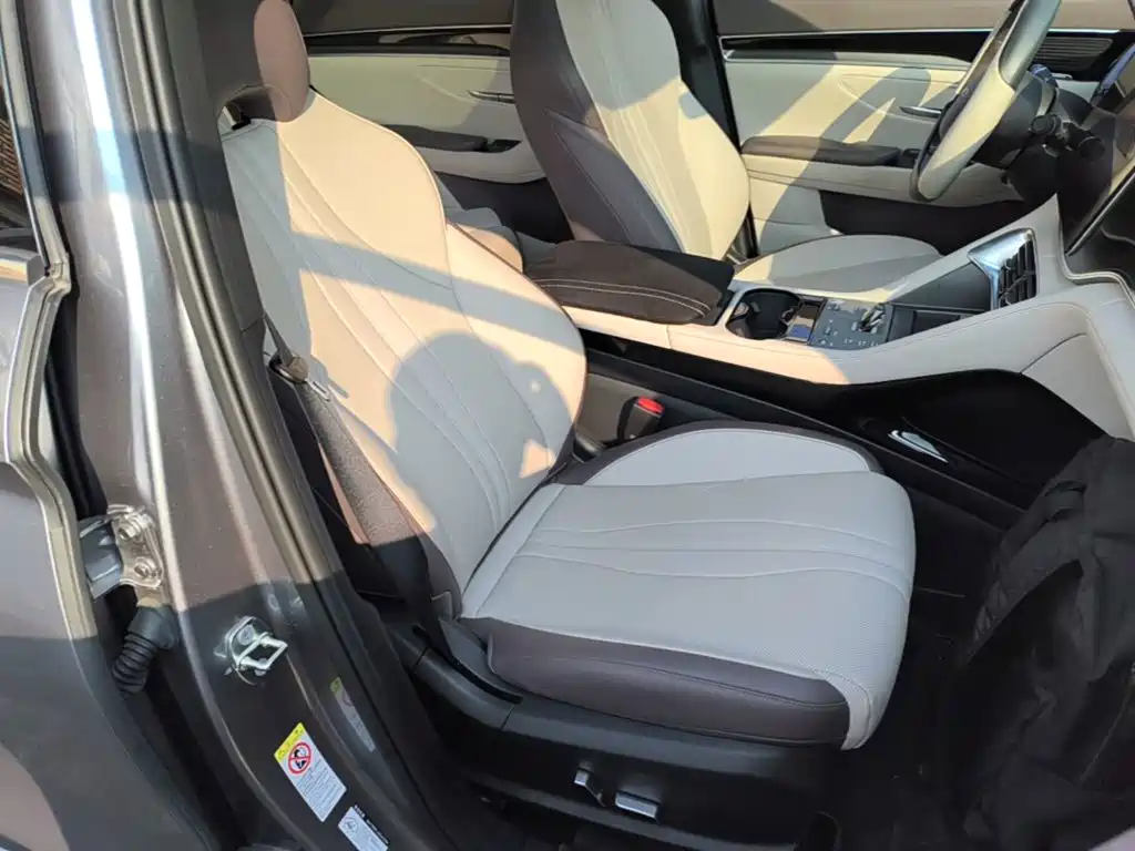 BYD PLUS New Energy — миниатюра 25
