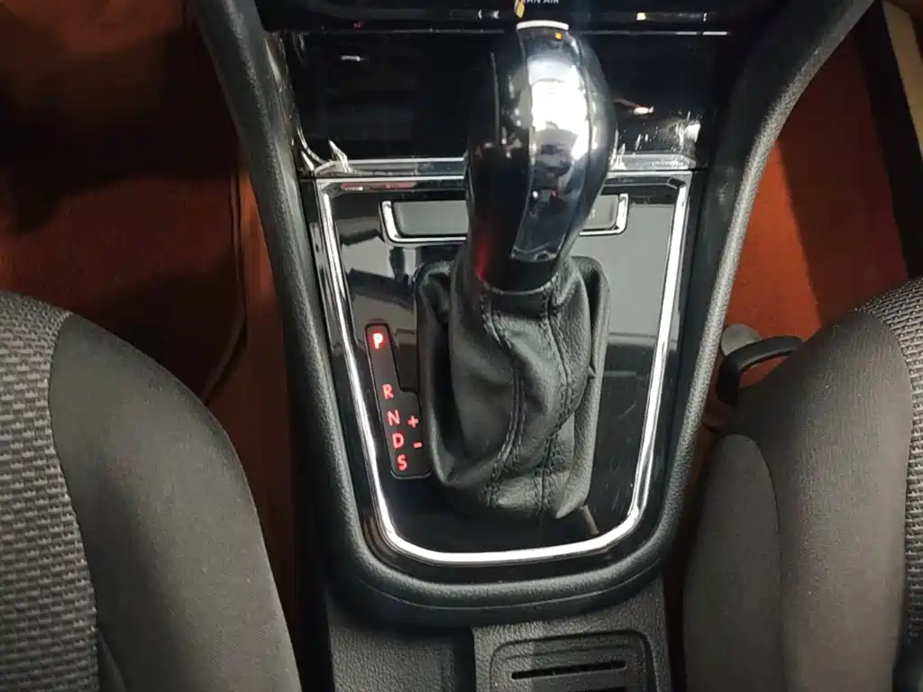 Volkswagen Bora — миниатюра 14