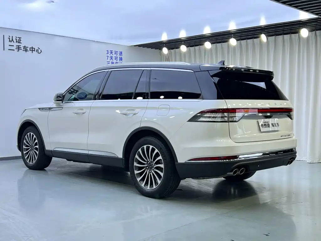 Lincoln Aviator — миниатюра 5