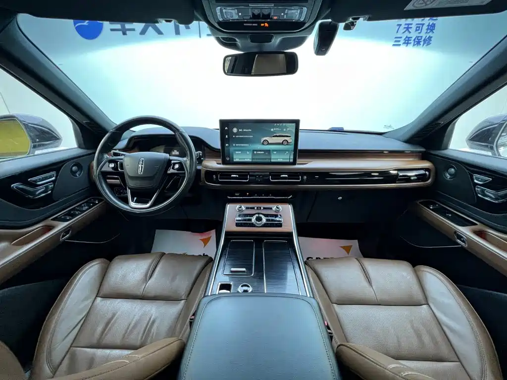 Lincoln Aviator — миниатюра 10