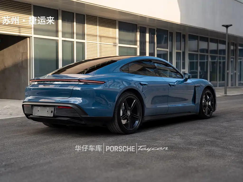 Porsche Taycan — миниатюра 5