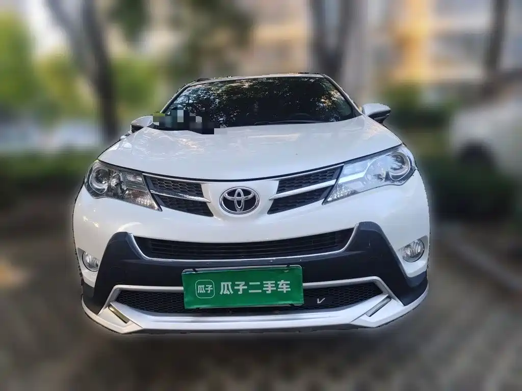 Toyota RAV4 — миниатюра 2