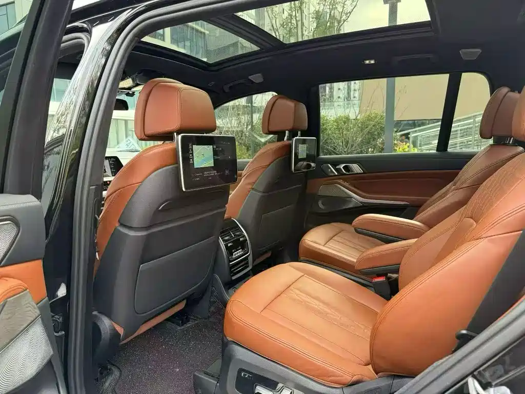 BMW X7 — миниатюра 6