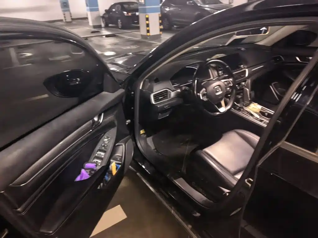 Honda Accord — миниатюра 14