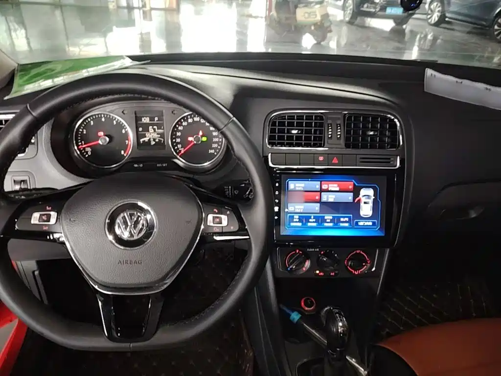 Volkswagen Polo — миниатюра 10