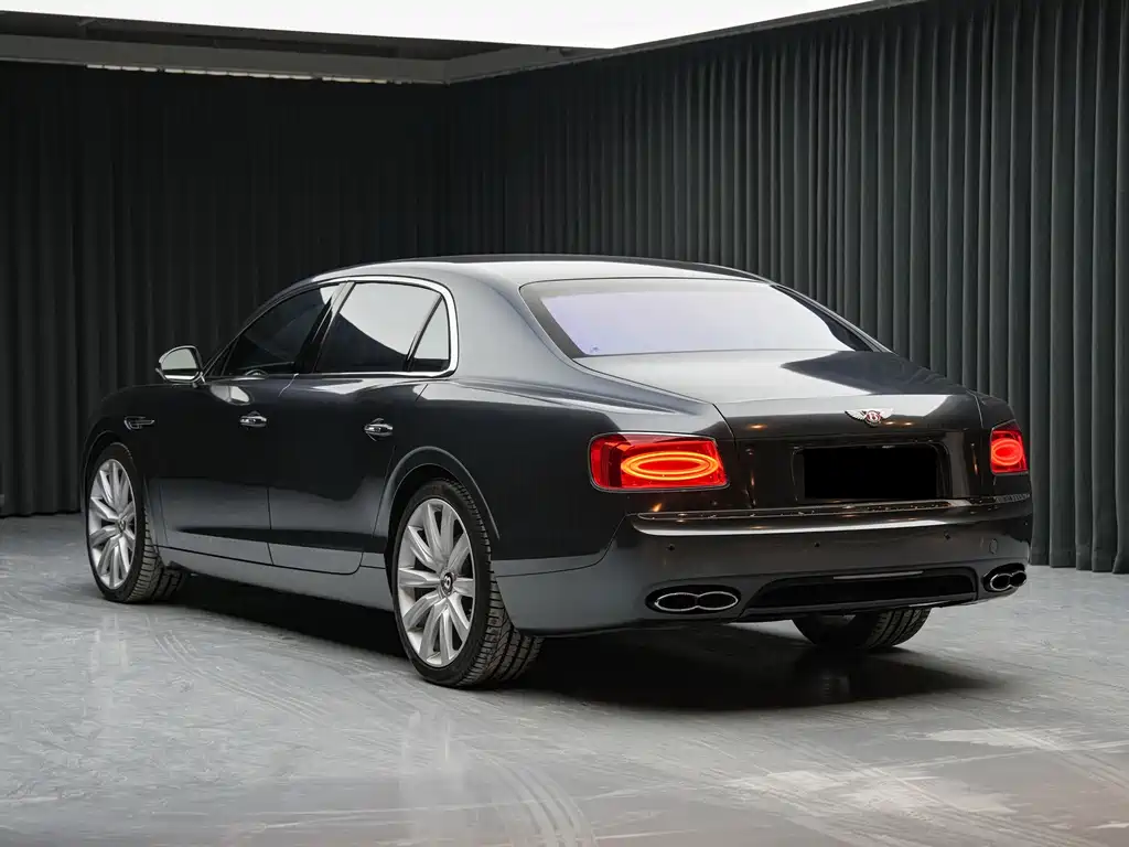 Bentley Flying Spur — миниатюра 6