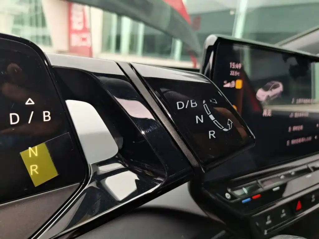 Volkswagen ID.3 — миниатюра 14