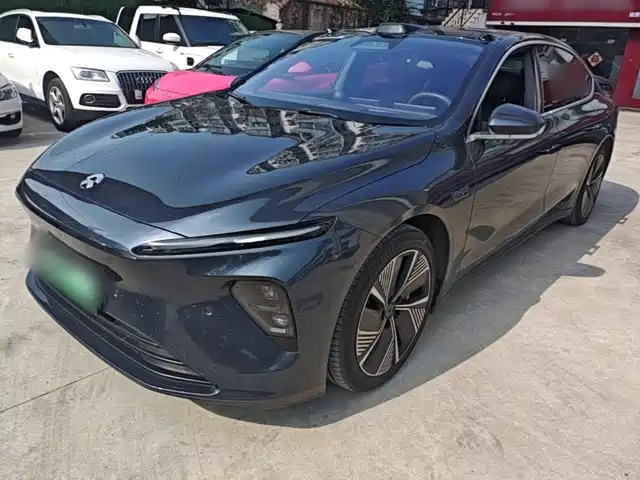 NIO ET7