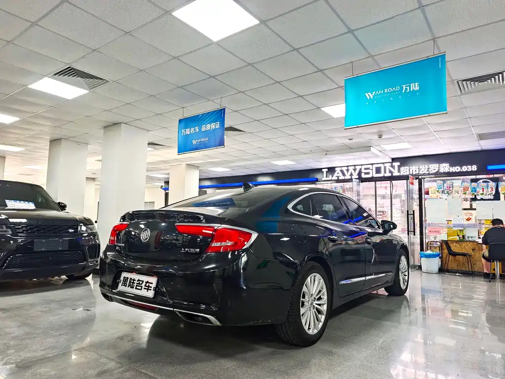 Buick LaCrosse — миниатюра 9