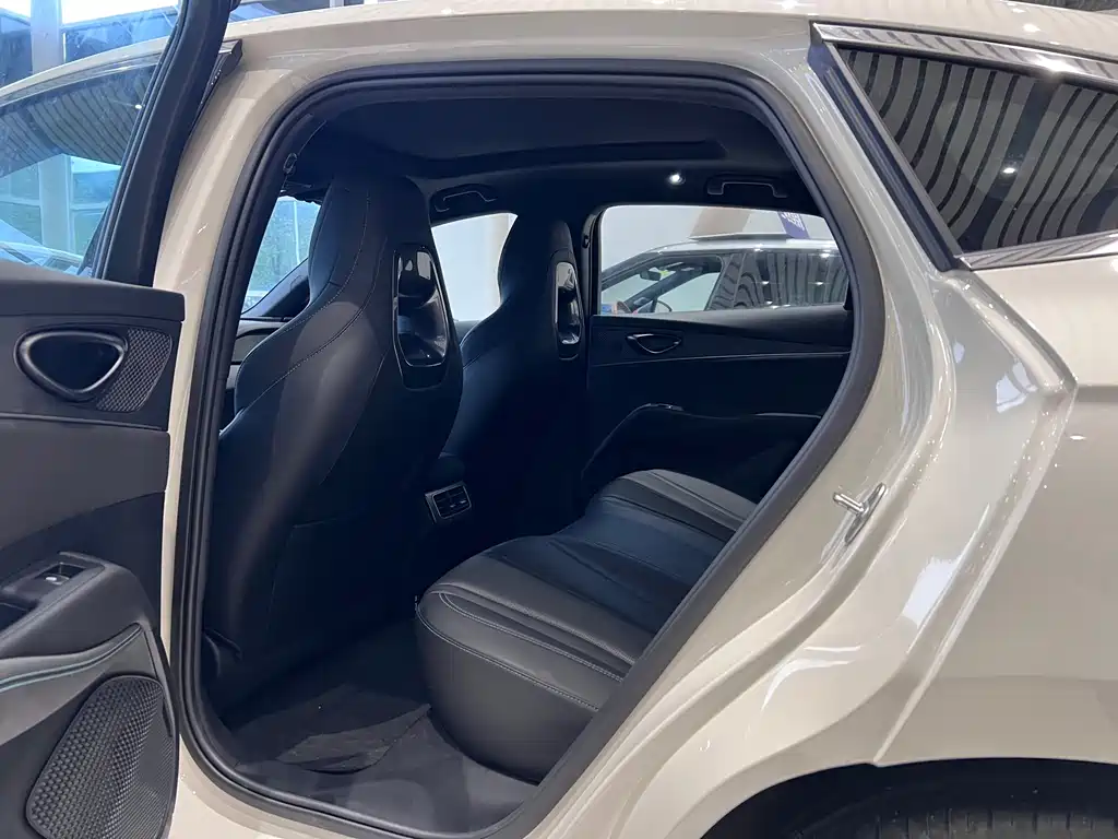 BYD SEAL 06 NEW ENERGY