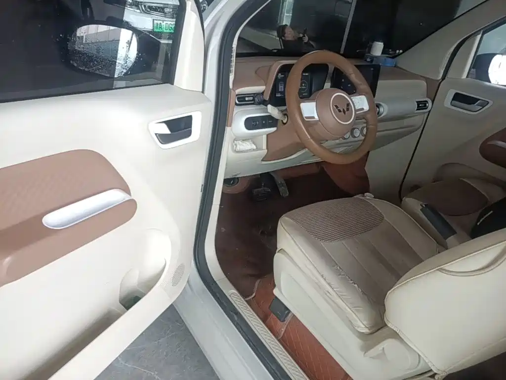 Wuling MINIEV — миниатюра 16