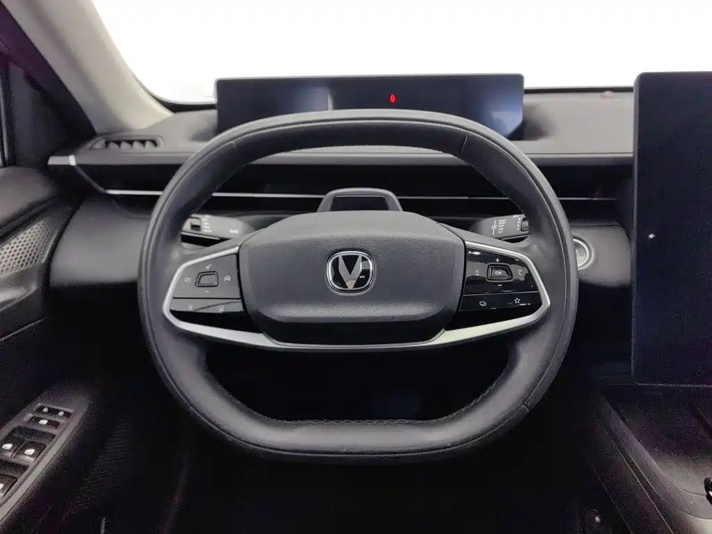 Changan Yida — миниатюра 11