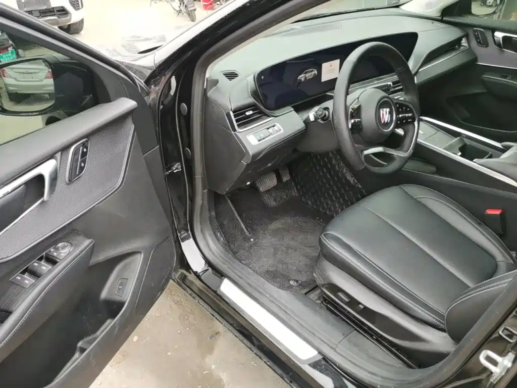 Buick LaCrosse — миниатюра 16
