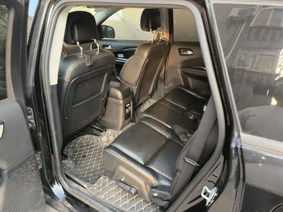 Dodge Journey — миниатюра 11