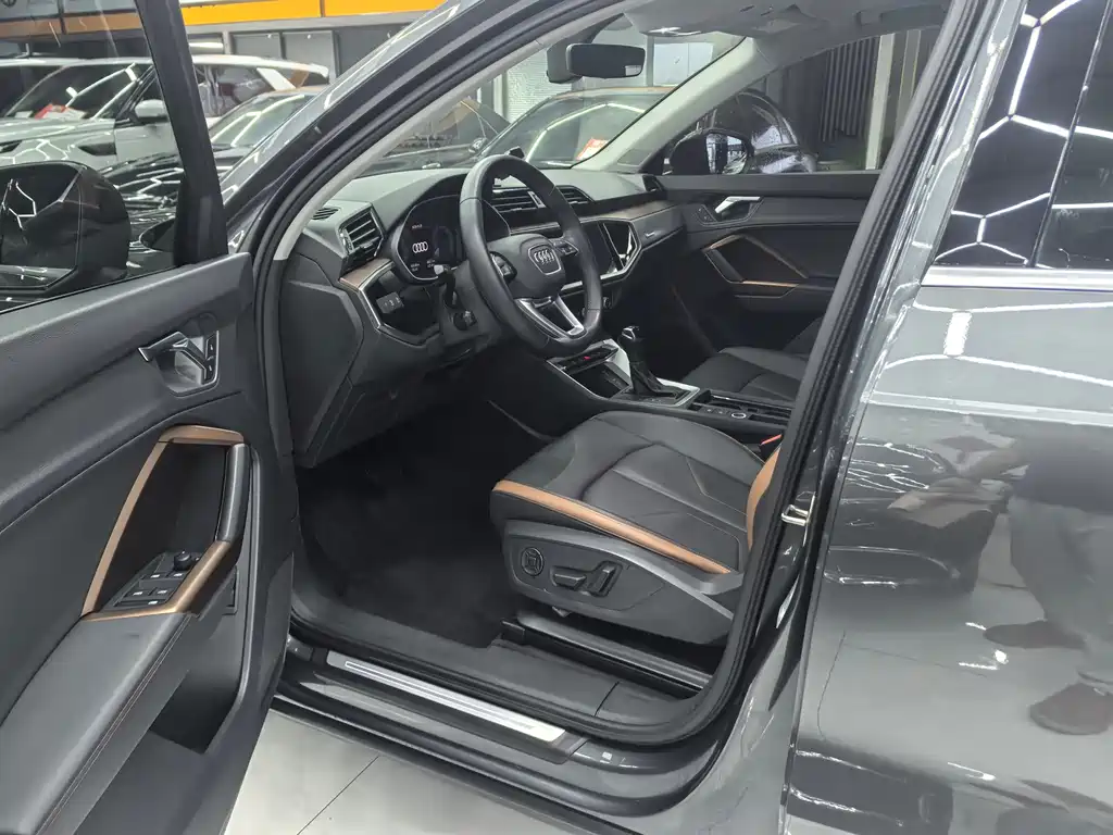 Audi Q3 — миниатюра 7