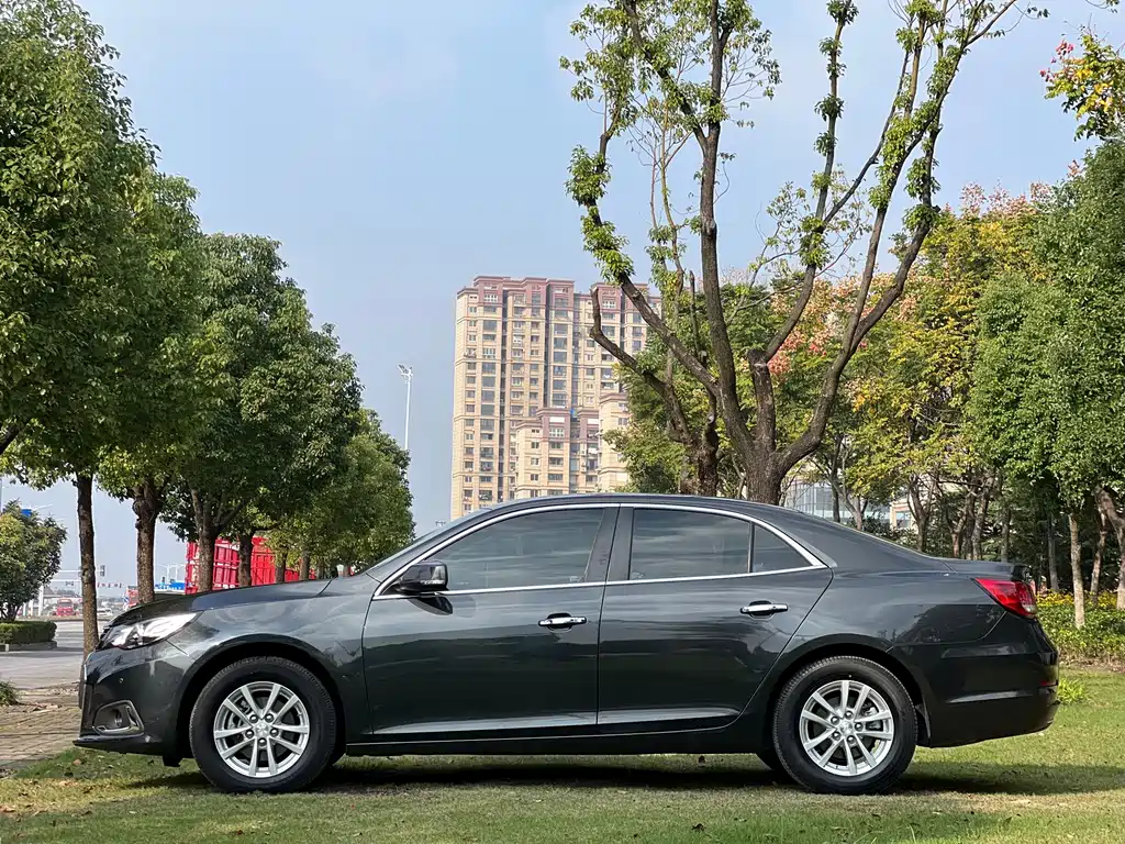 Chevrolet Malibu — миниатюра 21