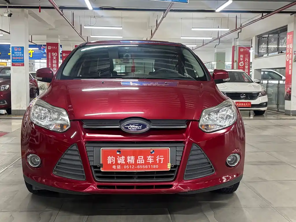 Ford Focus 2012 1.6L MT