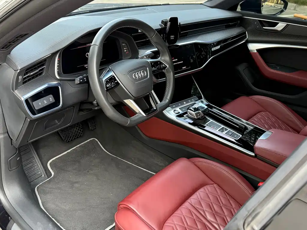 Audi A7L 2024 45 TFSI quattro
