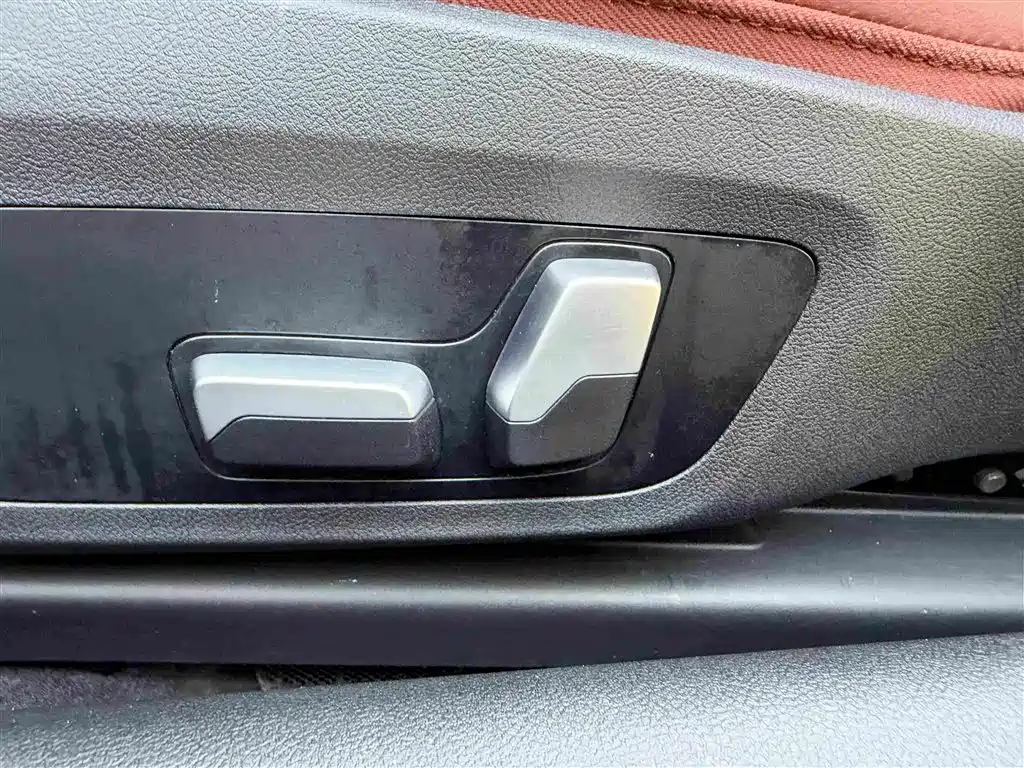 BMW 4 Series — миниатюра 32