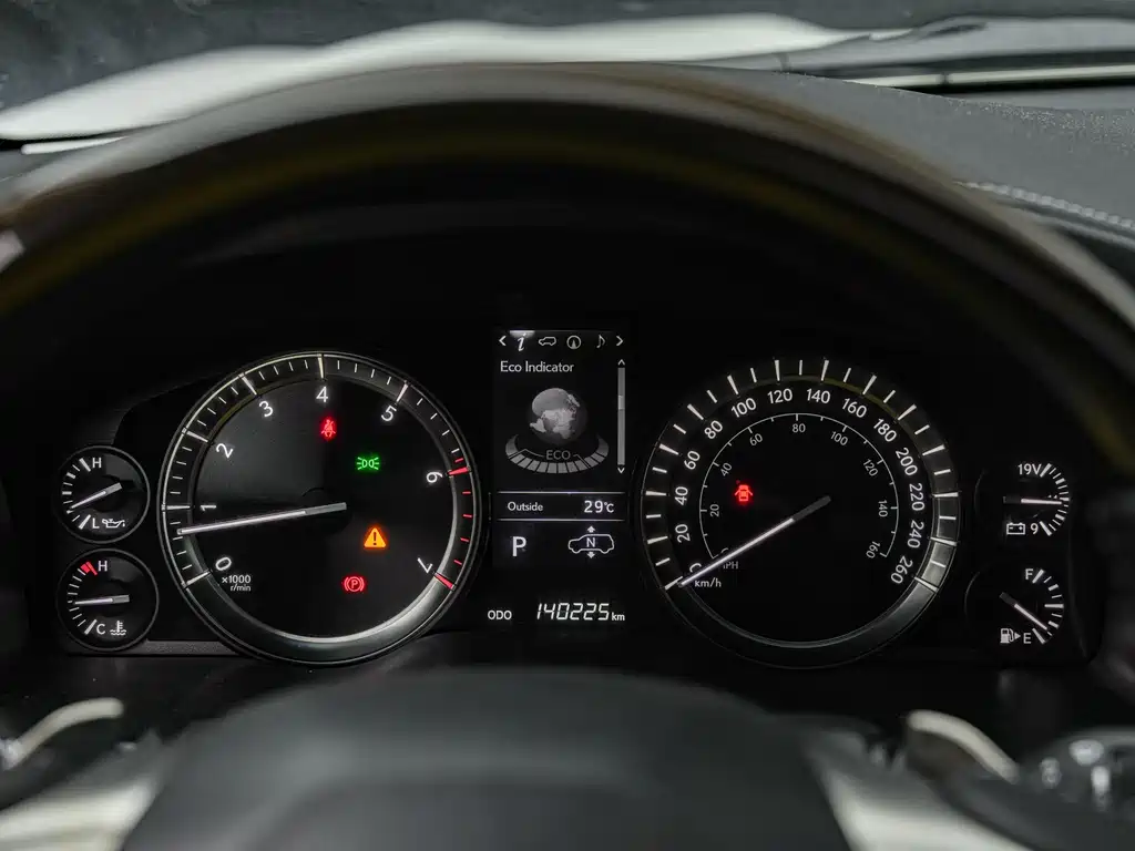 Lexus LX — миниатюра 11