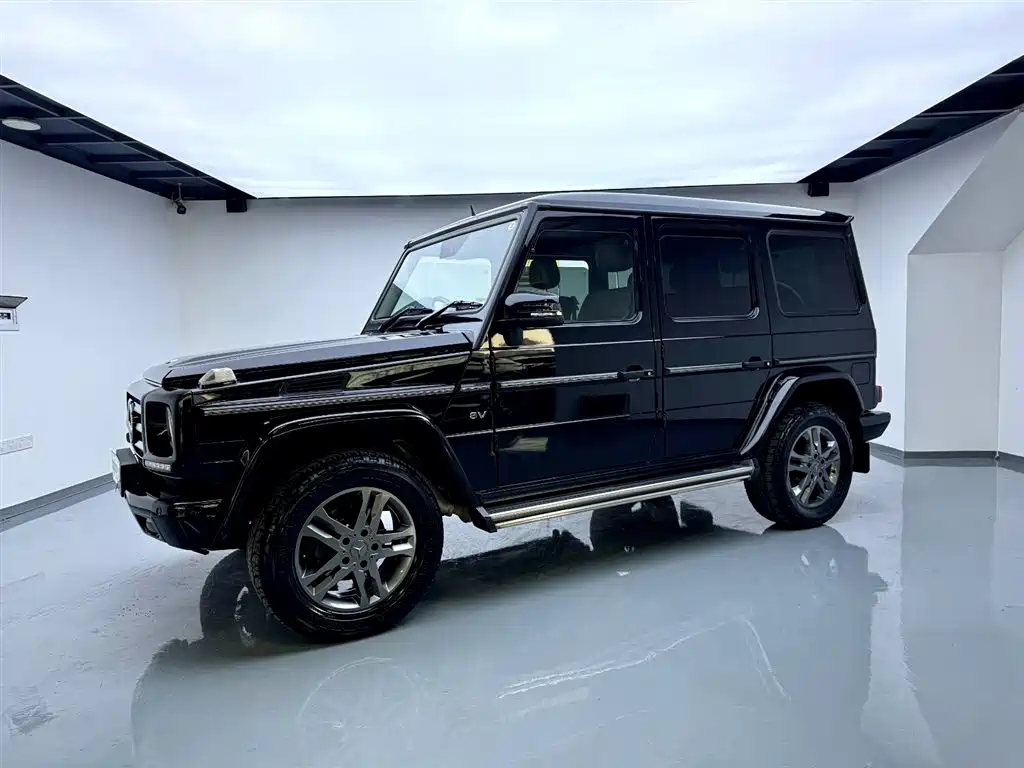 Mercedes-Benz G-Class 2015