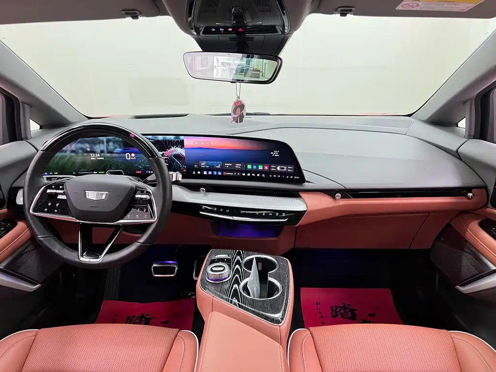 Cadillac IQ — миниатюра 20