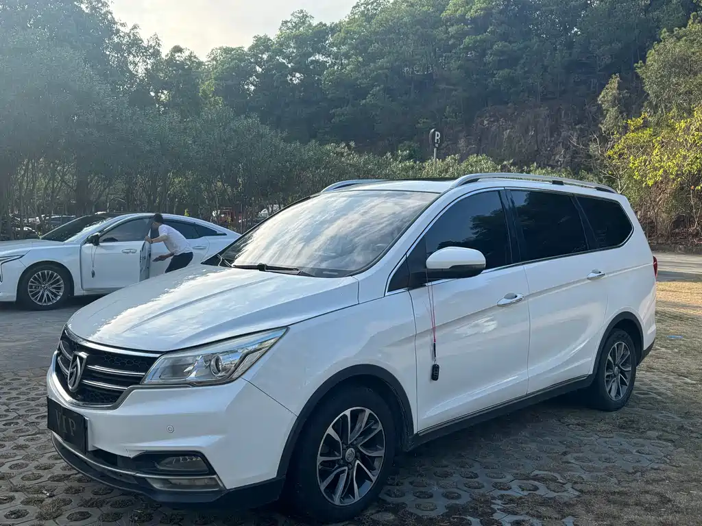 BAOJUN 730