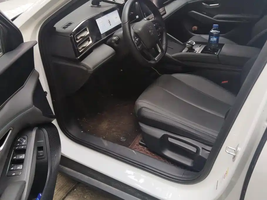 BYD Qin L — миниатюра 9
