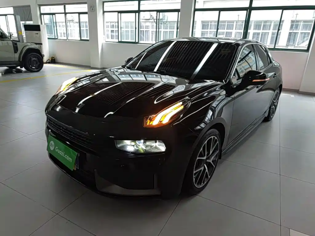Lynk & Co 03 — миниатюра 2