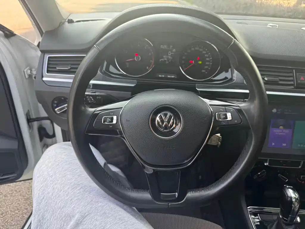 VOLKSWAGEN C TREK WEI COLLAR