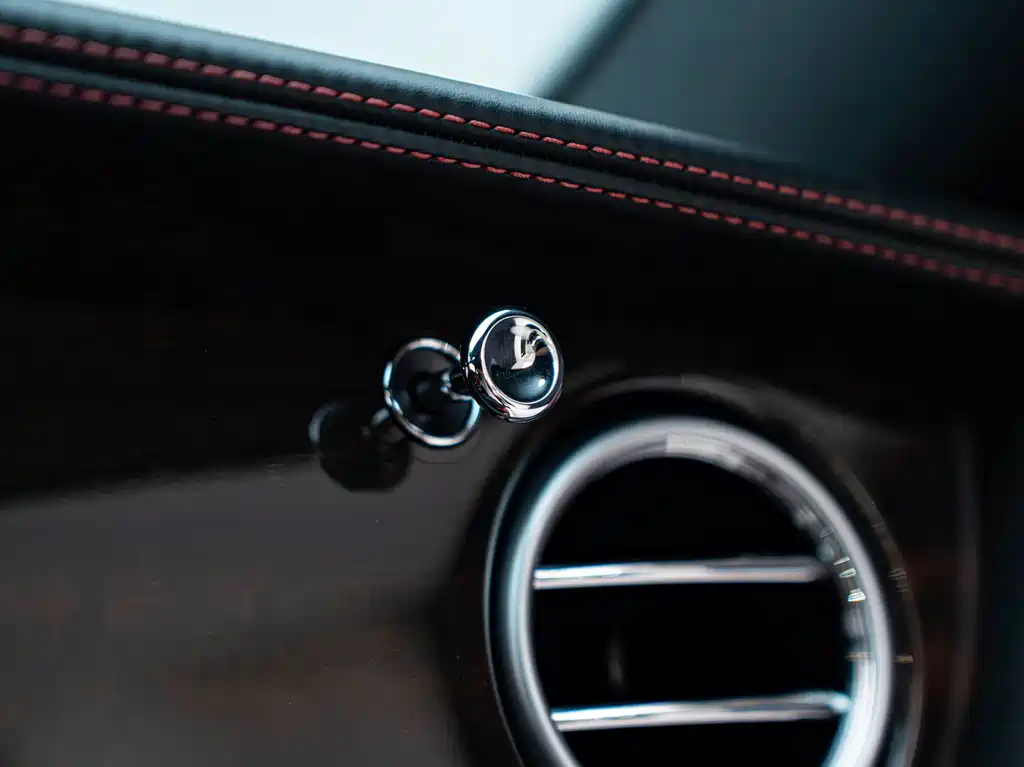 Bentley Continental — миниатюра 26