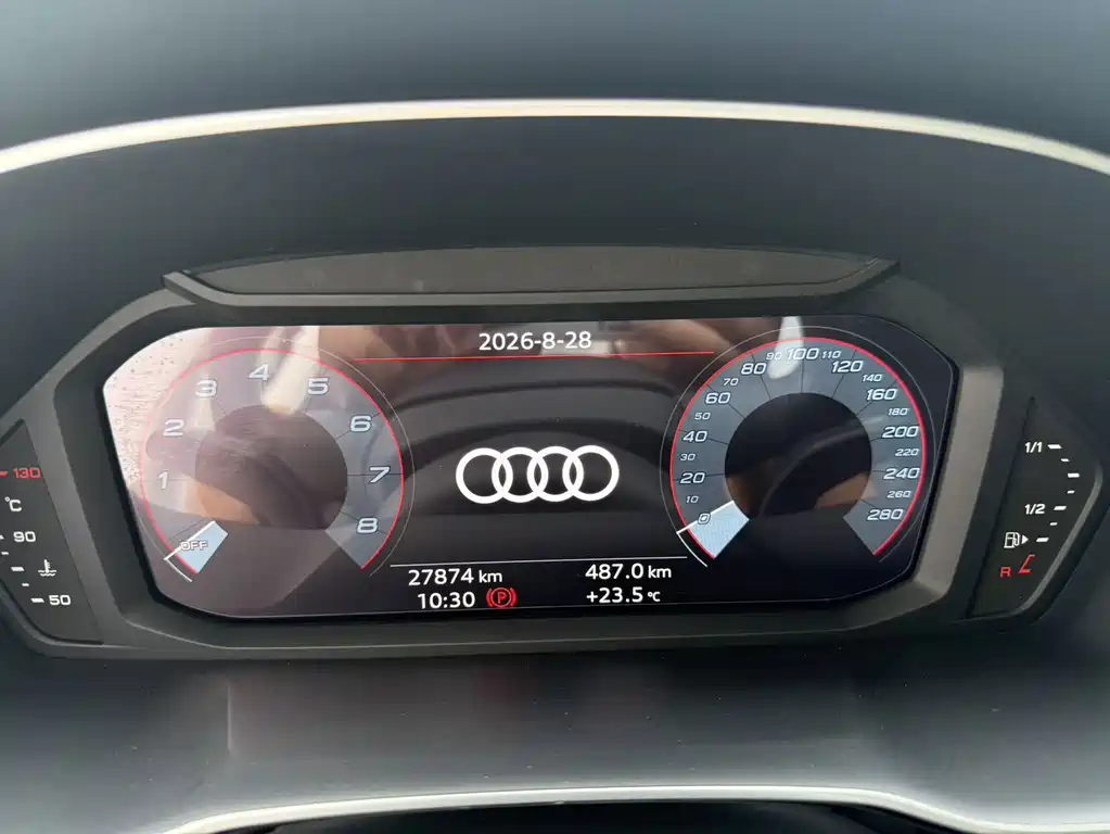 Audi Q3 — фотографии объявления, Фото 13