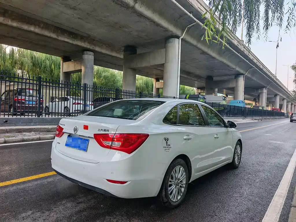 Buick Excelle — миниатюра 15