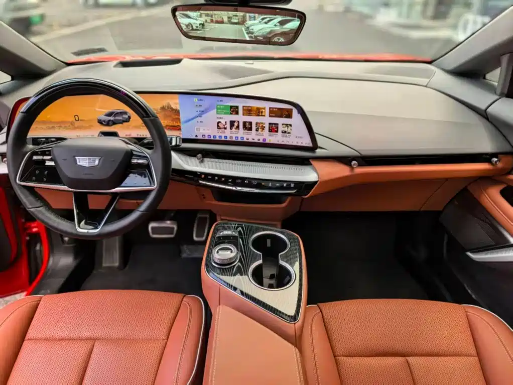 Cadillac IQ — миниатюра 10