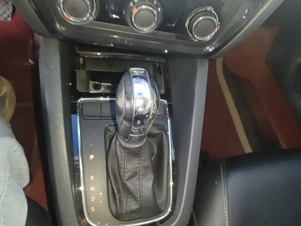 Volkswagen Sagitar — миниатюра 19