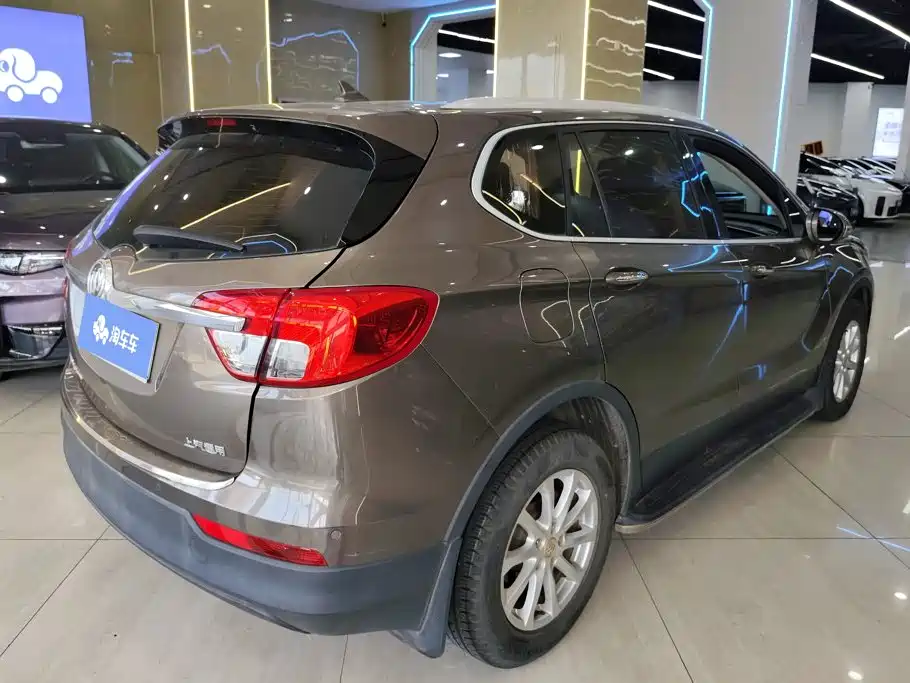 Buick Envision Plus — миниатюра 3