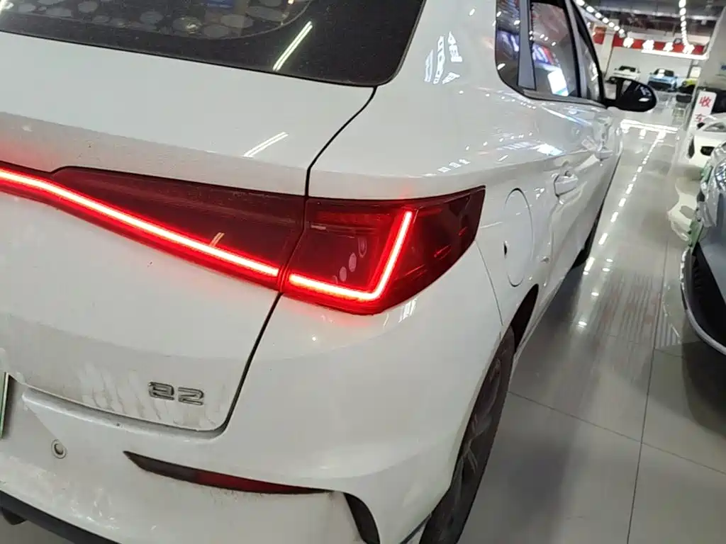BYD e2 — миниатюра 8