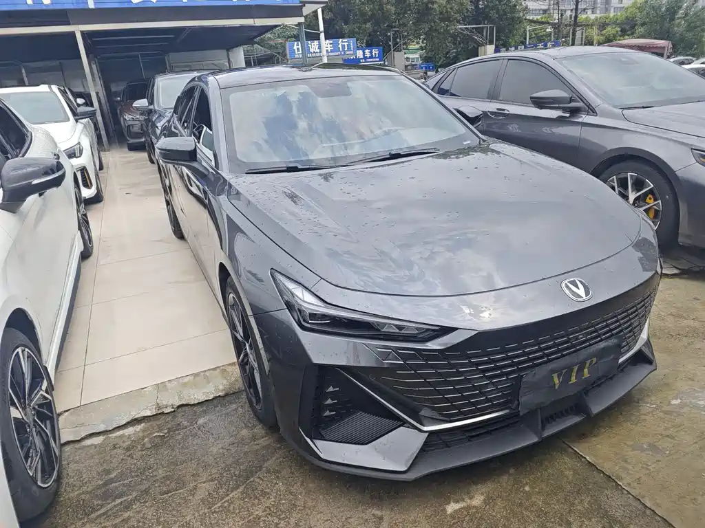 Changan UNI-V — миниатюра 3