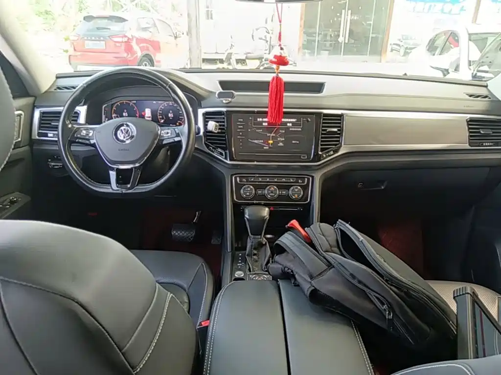 Volkswagen Teramont — миниатюра 10