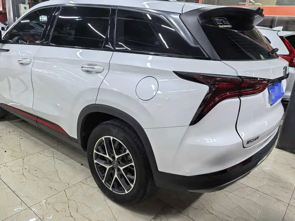 Changan Changan CS75PLUS — миниатюра 4