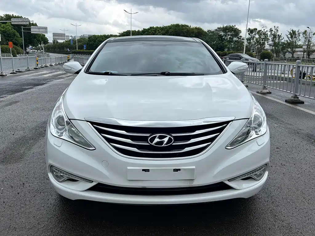 Hyundai Sonata — миниатюра 2