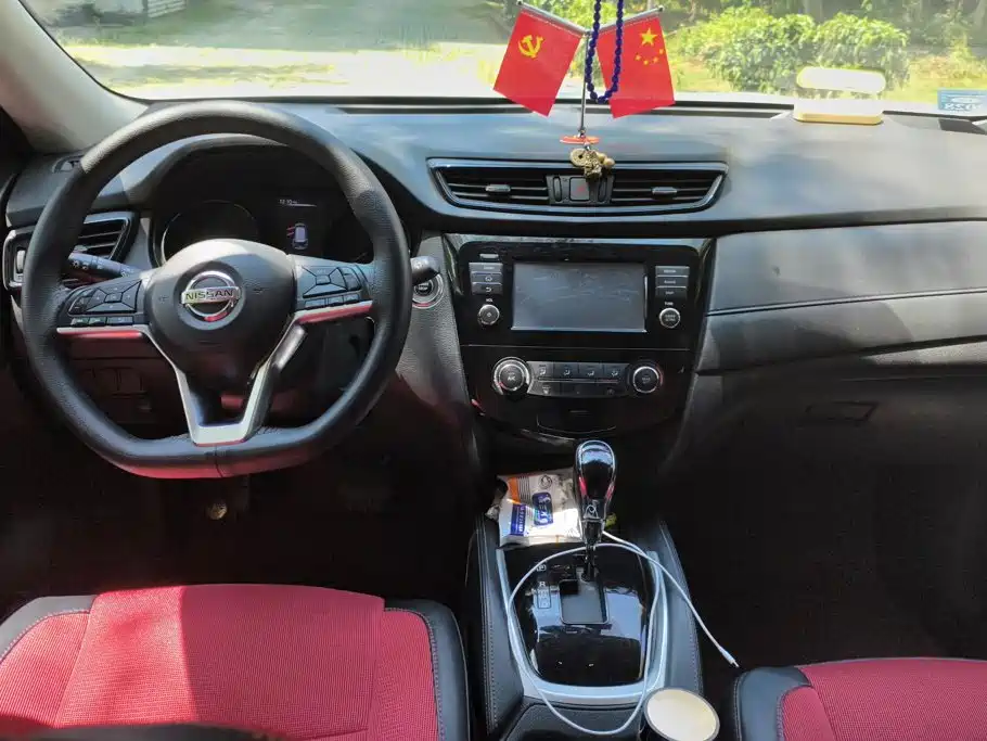 Nissan X-Trail — миниатюра 12