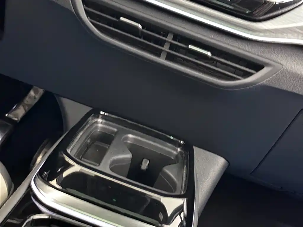 Volkswagen ID.4 Crozz — миниатюра 20