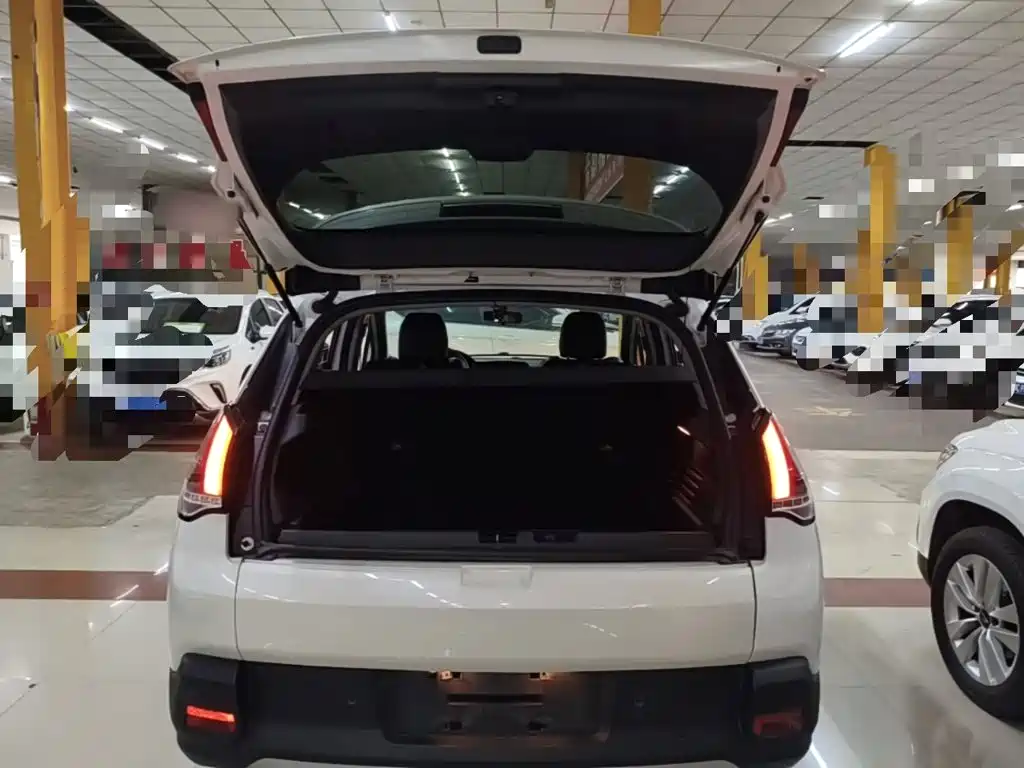 Peugeot 3008 — миниатюра 19