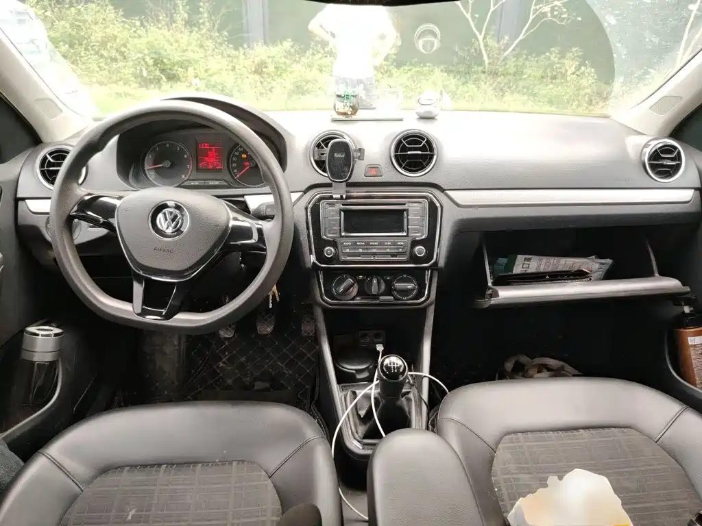 Volkswagen Jetta — миниатюра 5