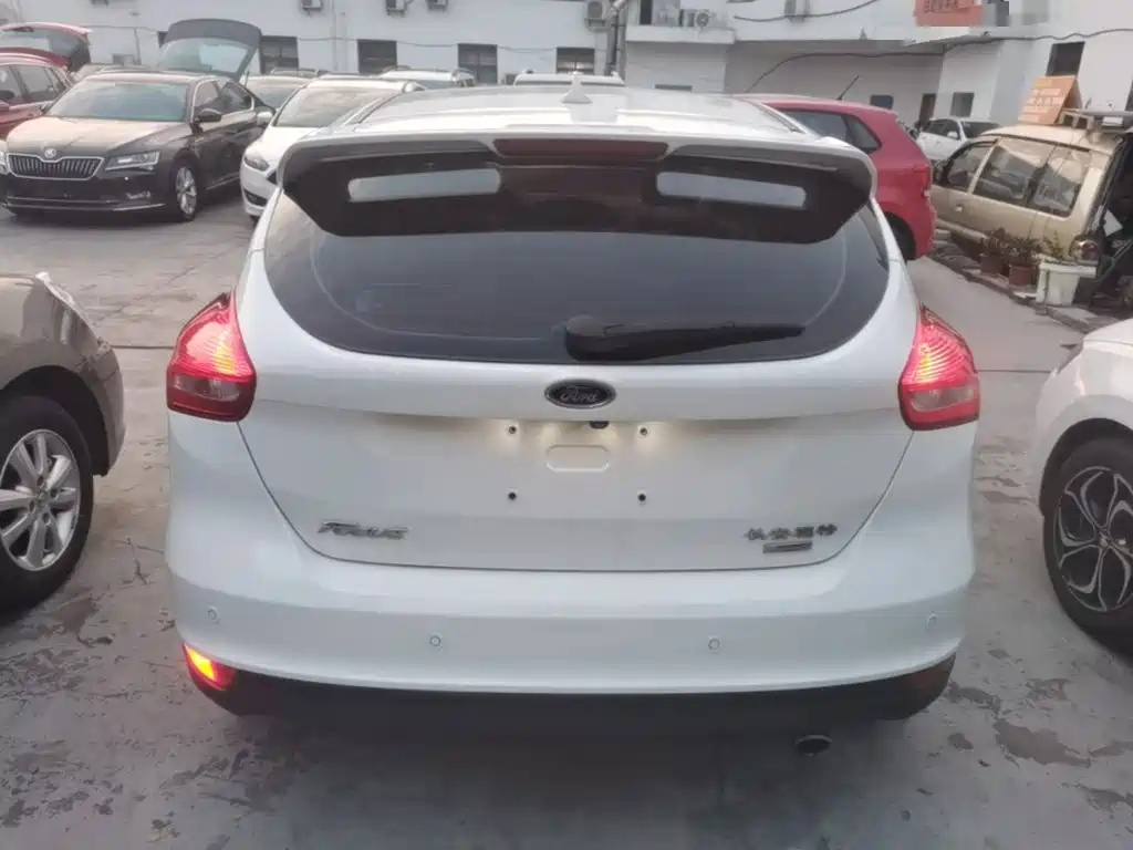 Ford Focus — миниатюра 6