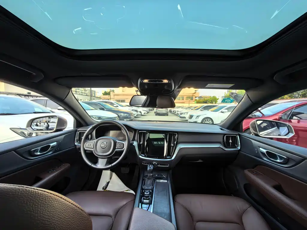 Volvo S60 — миниатюра 7