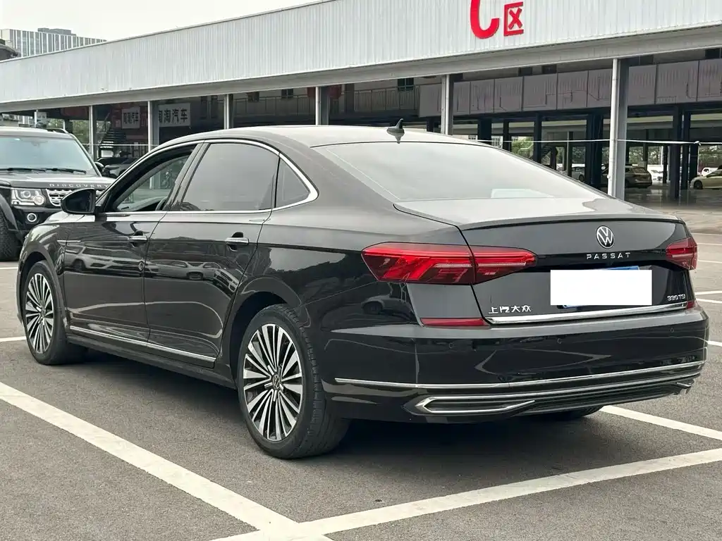 Volkswagen Passat — миниатюра 7